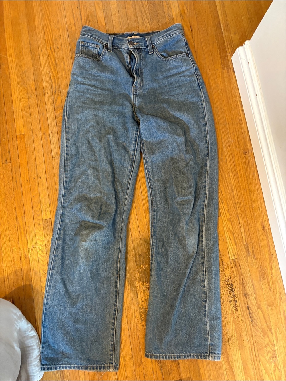 Levi's Wide-Leg Jeans in Medium Blue Wash